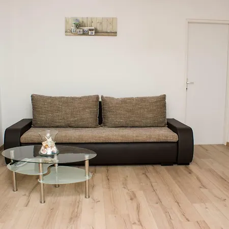 Martina * Банджоле